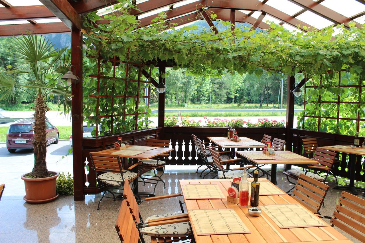 Guesthouse Veranda Mojstrana Exterior photo